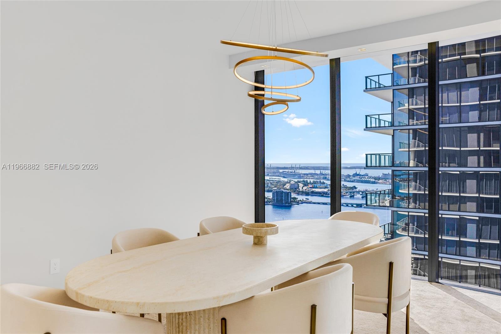 BAY BREEZE - Residential