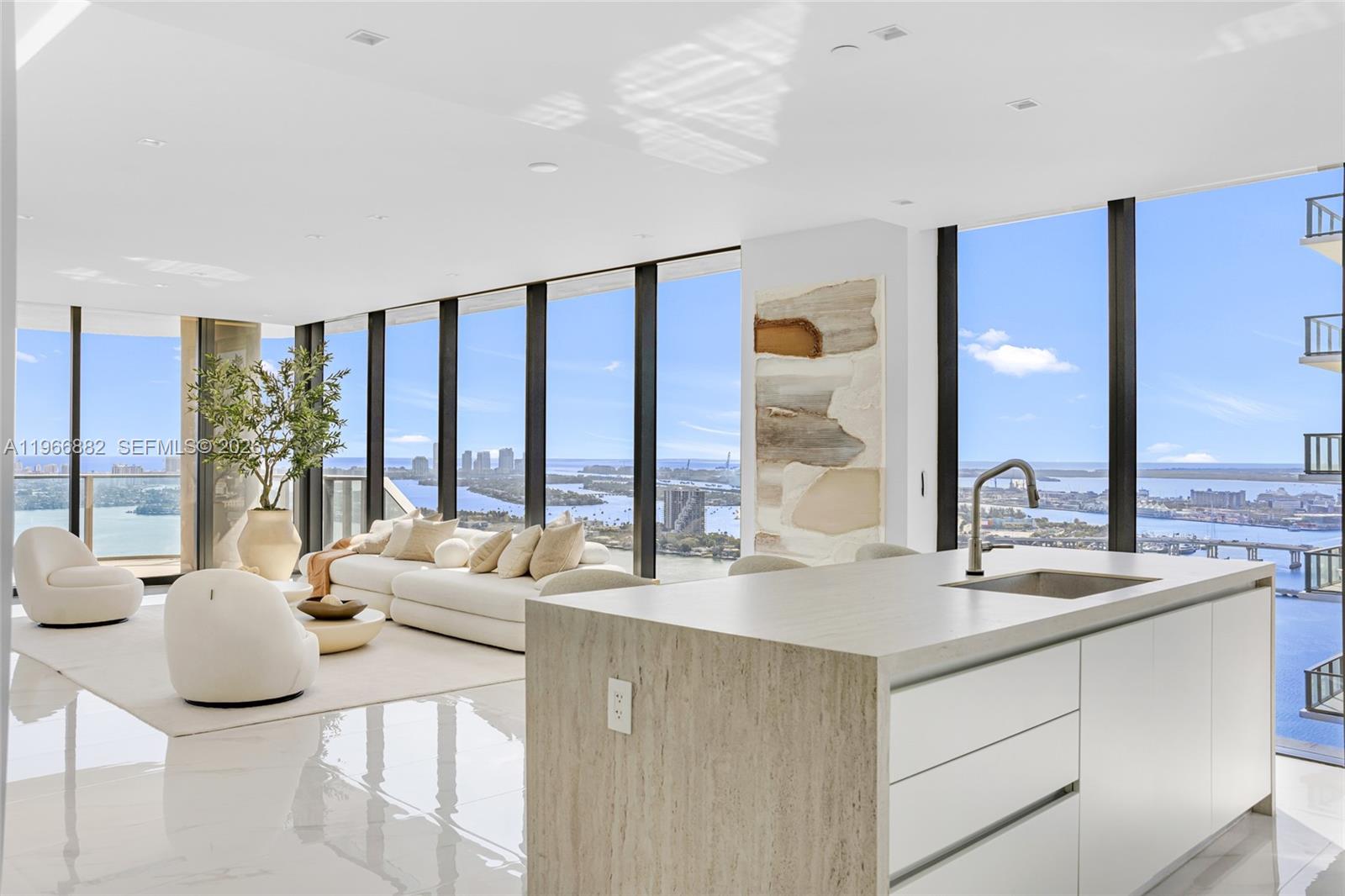 BAY BREEZE - Residential