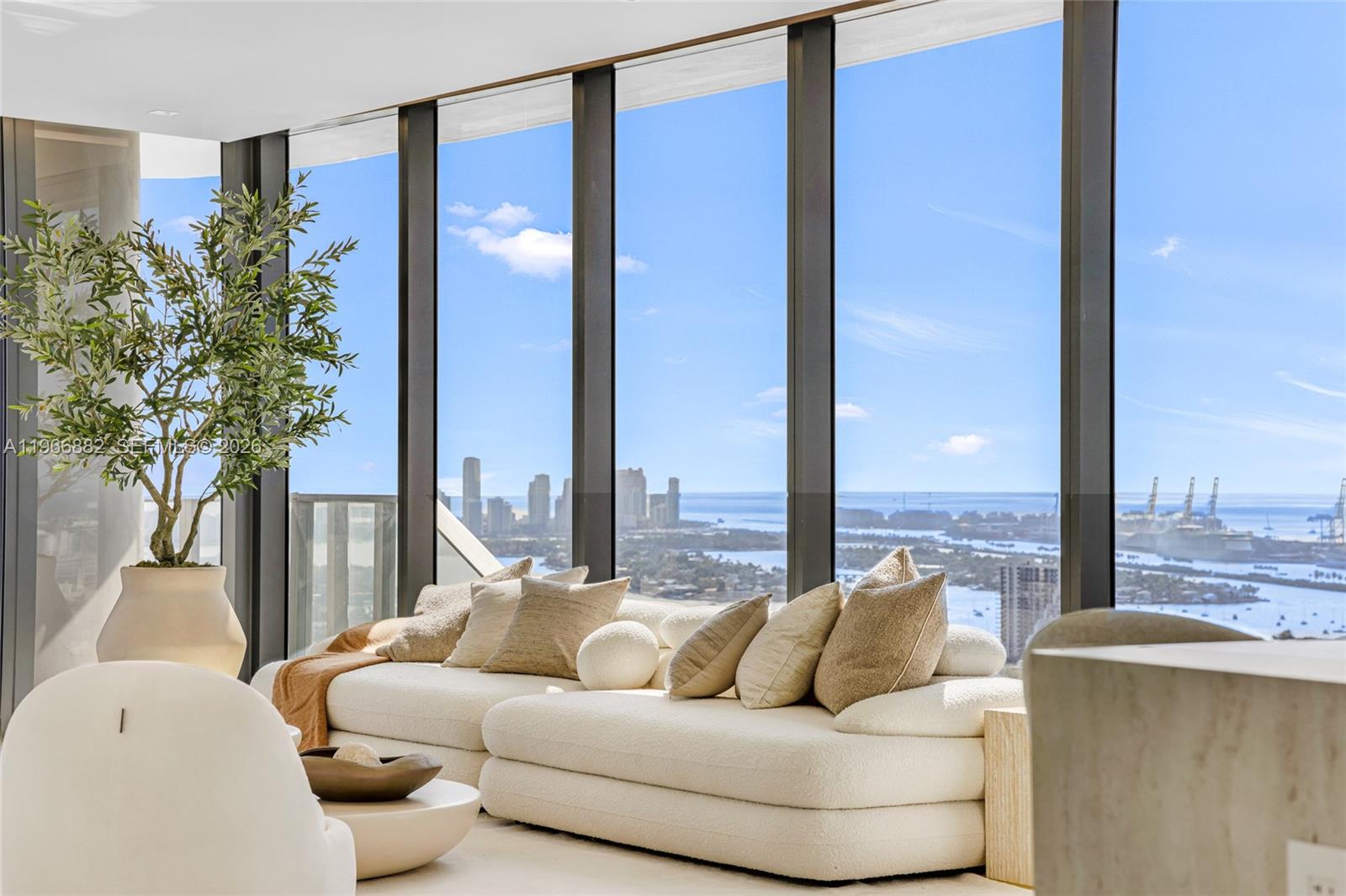 BAY BREEZE - Residential