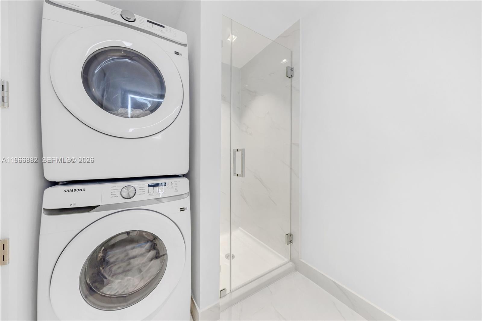 BAY BREEZE - Residential