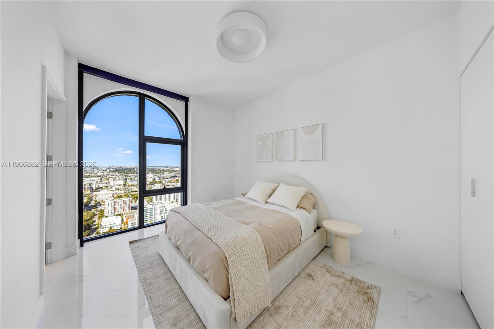 BAY BREEZE - Residential