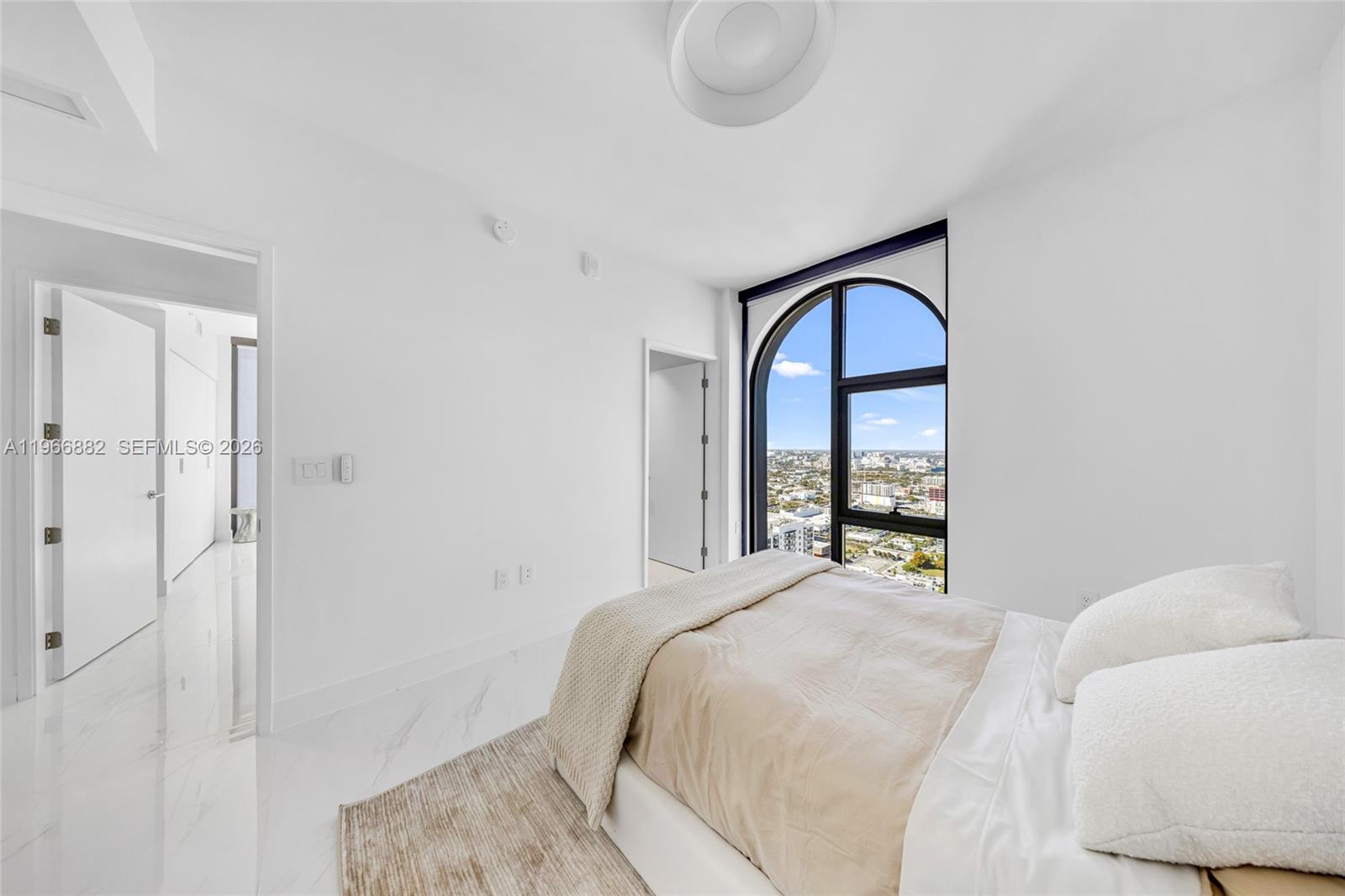 BAY BREEZE - Residential