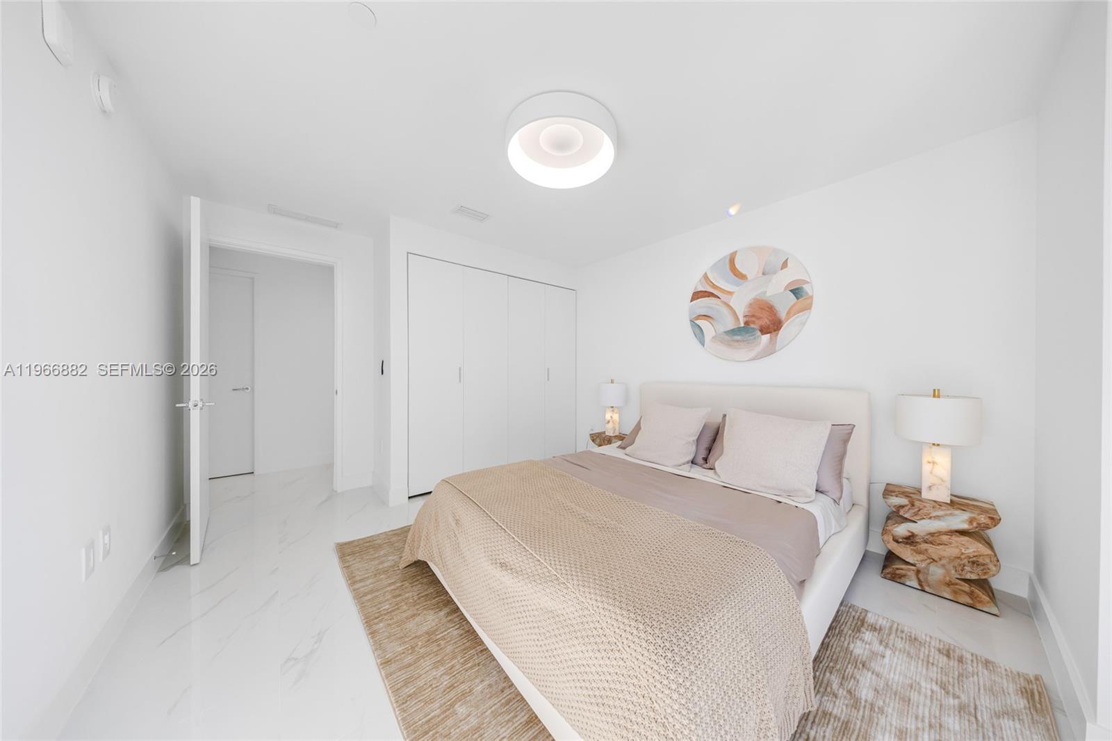 BAY BREEZE - Residential