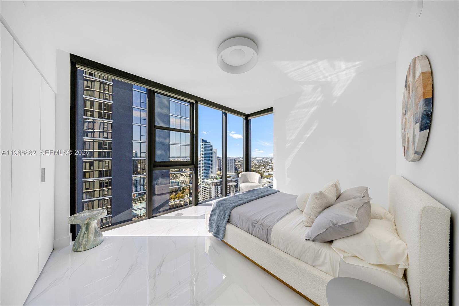 BAY BREEZE - Residential