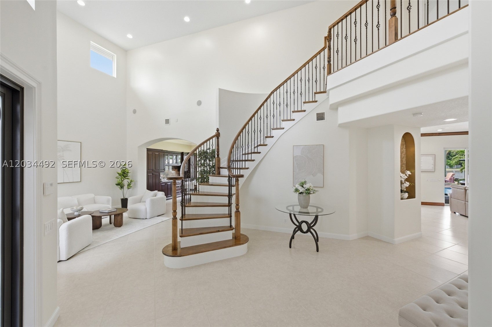 929 Gulfstream Ct