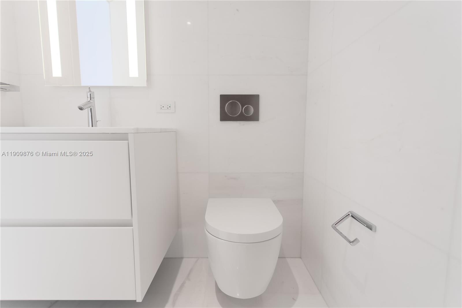 ASTON MARTIN - Residential