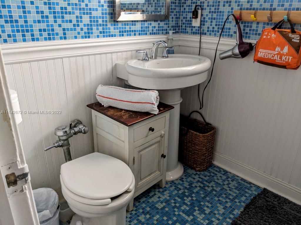 DECOLUX CONDO - Residential