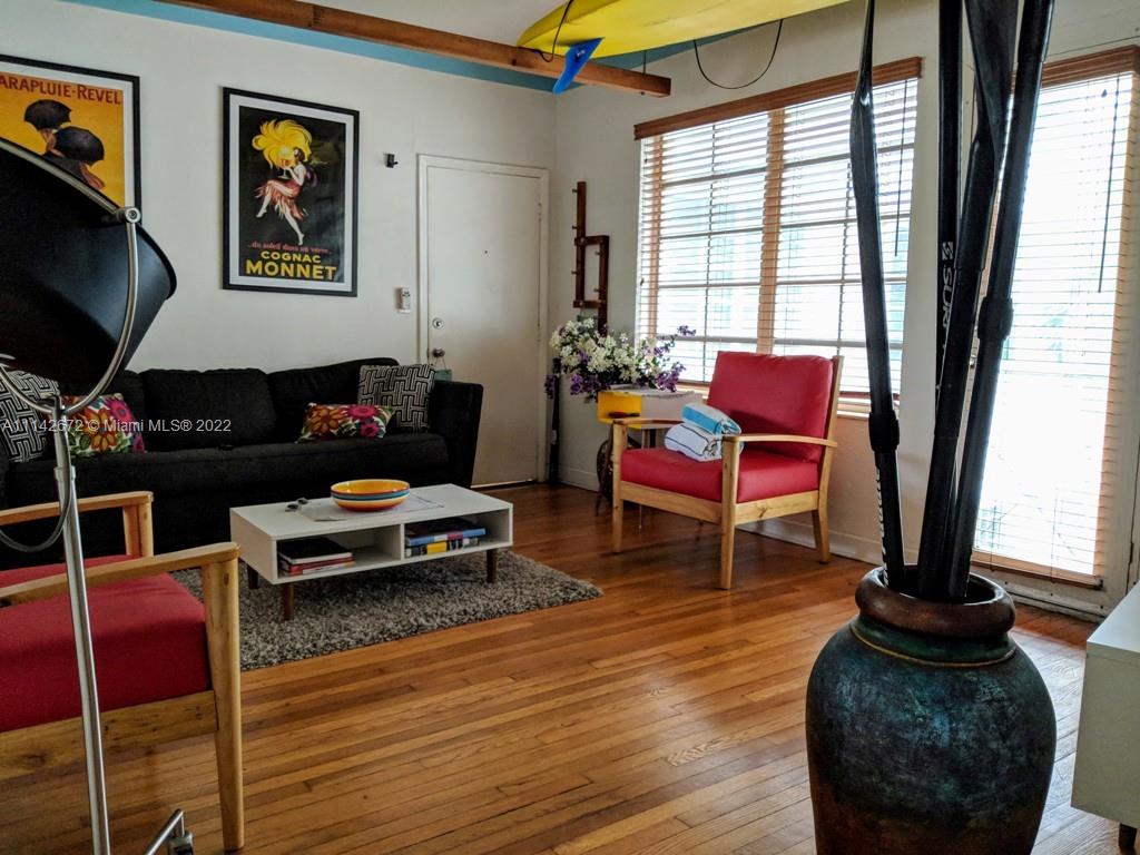 DECOLUX CONDO - Residential