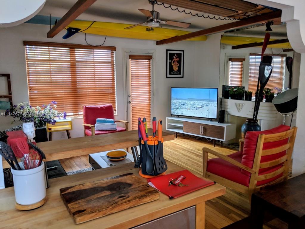 DECOLUX CONDO - Residential