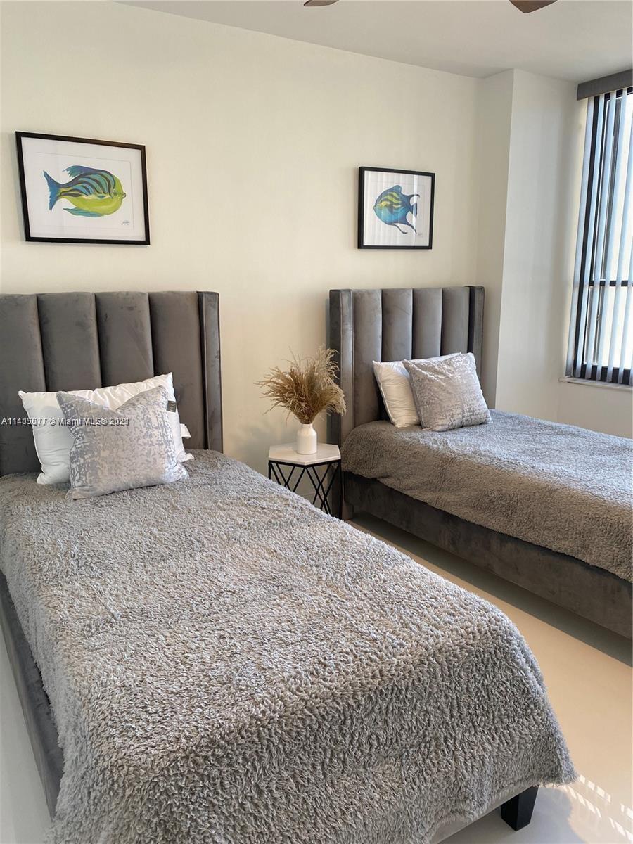 ALEXANDER TOWERS CONDO - Residential Lease