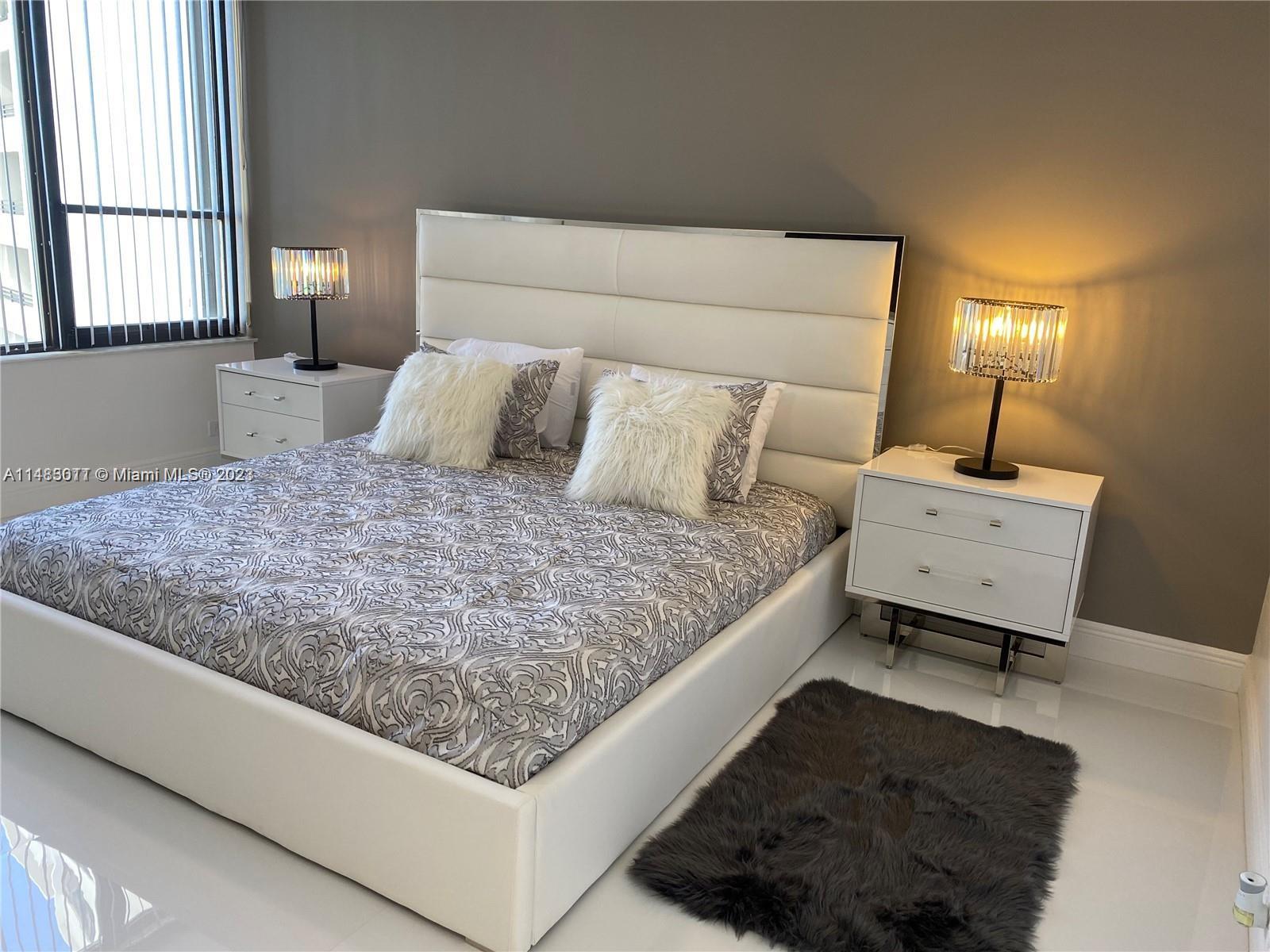 ALEXANDER TOWERS CONDO - Residential Lease