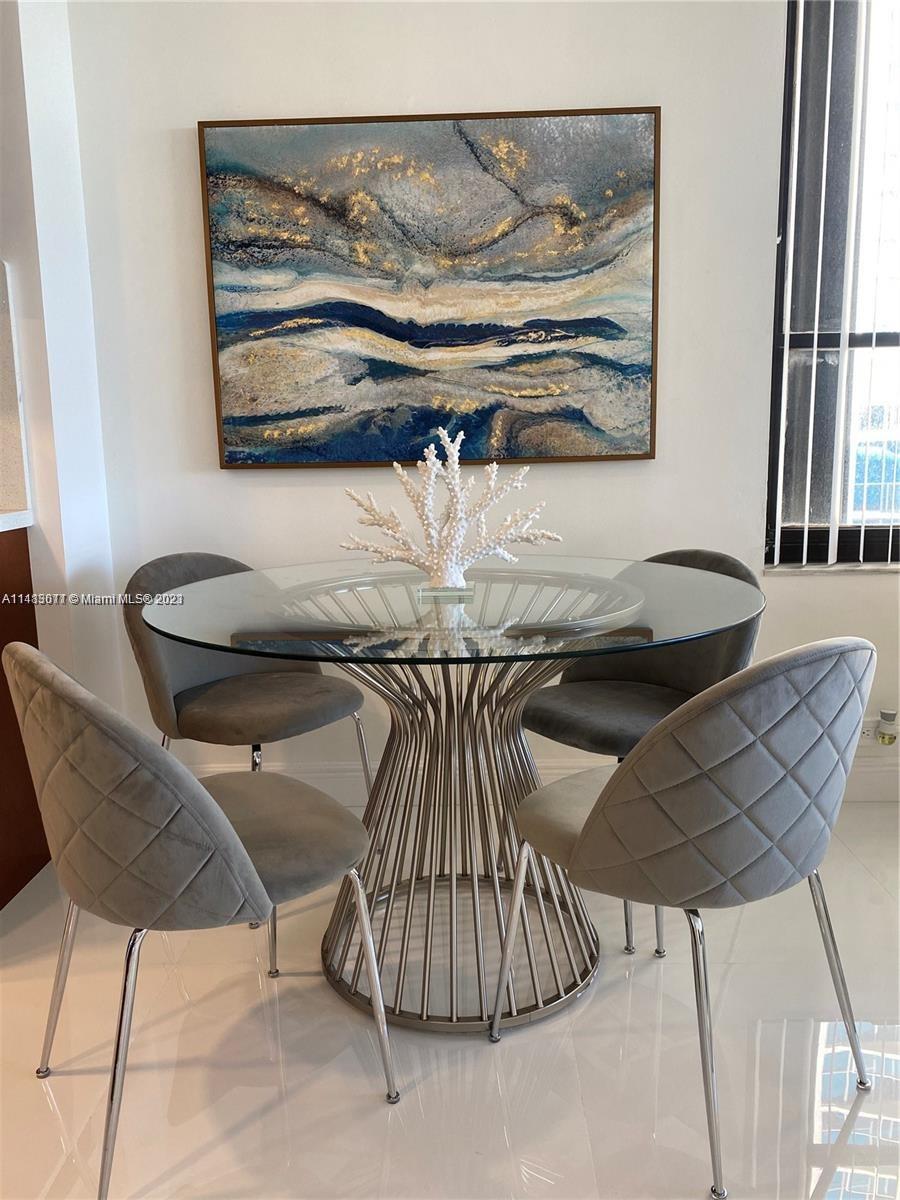 ALEXANDER TOWERS CONDO - Residential Lease