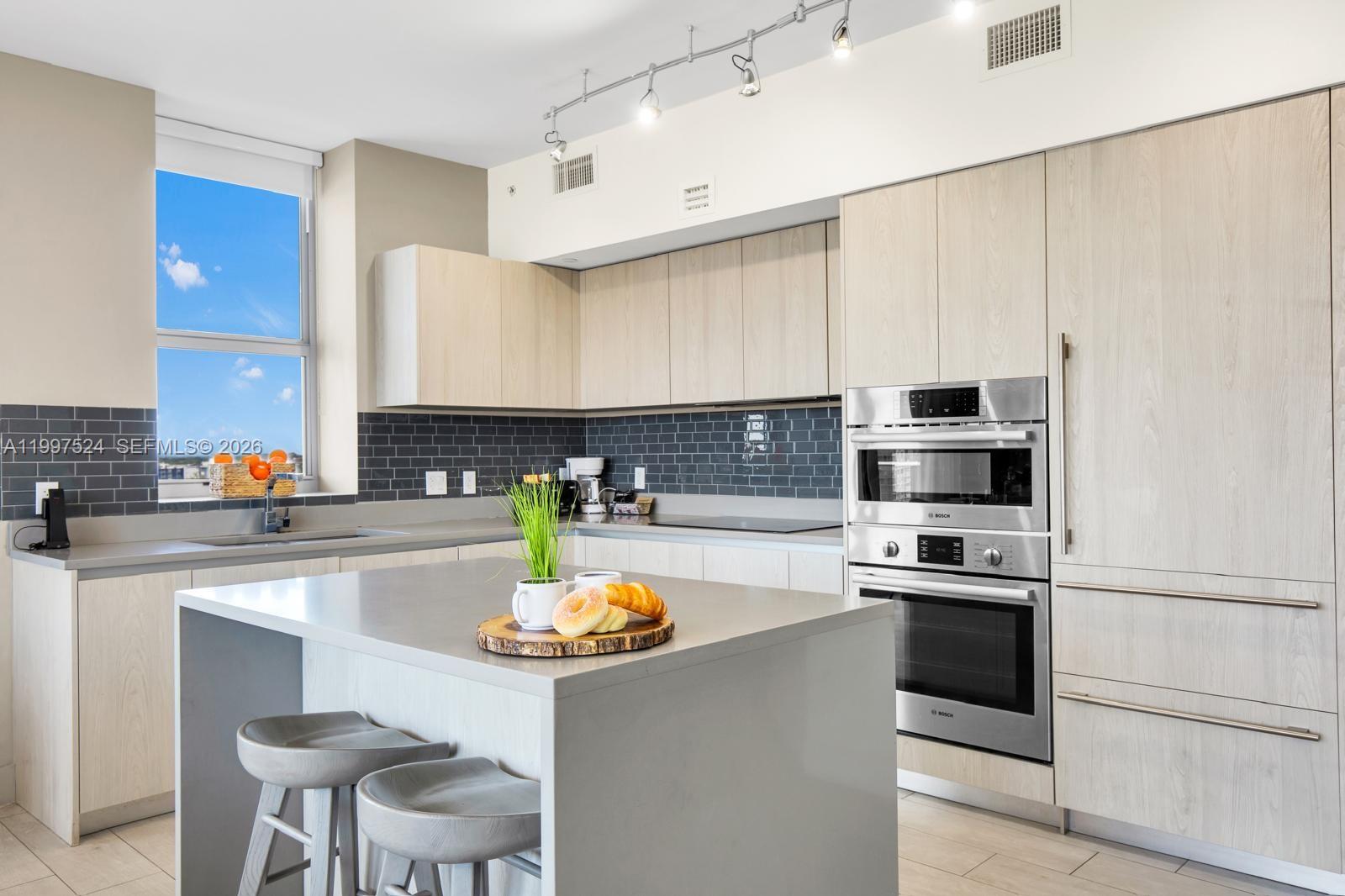 4010 SOUTH OCEAN CONDO - Residential