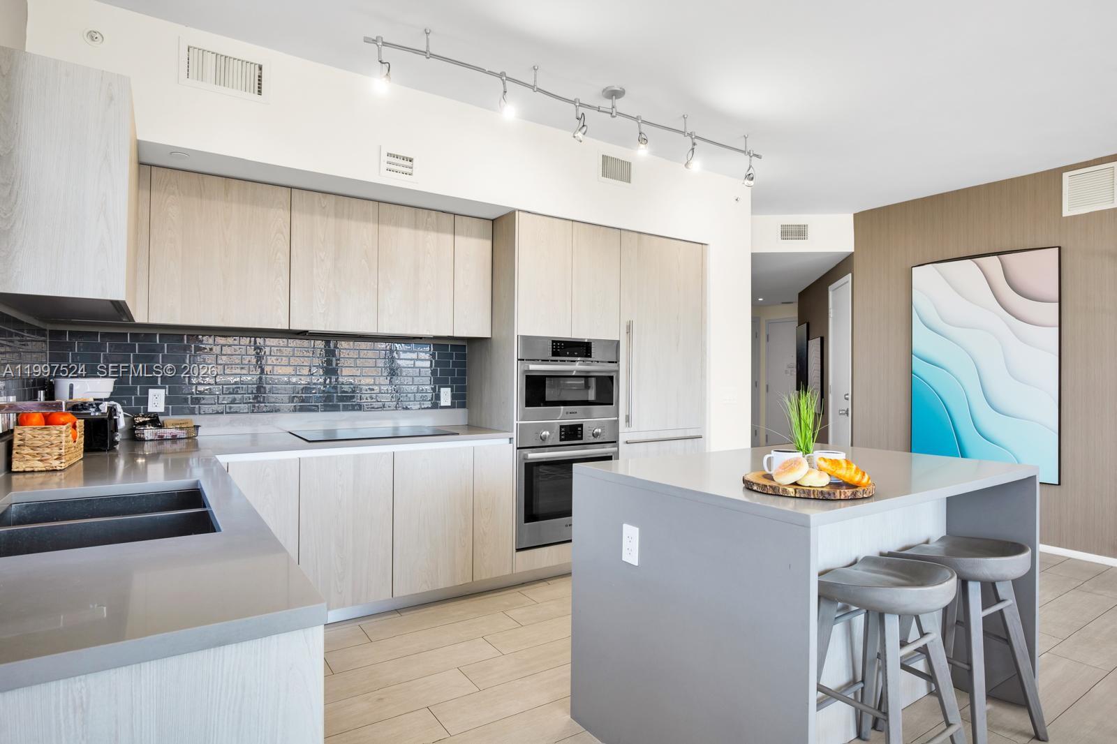 4010 SOUTH OCEAN CONDO - Residential