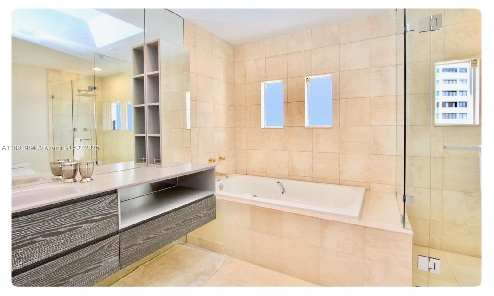 MEDITERRANEAN VILLAGE CON - Residential