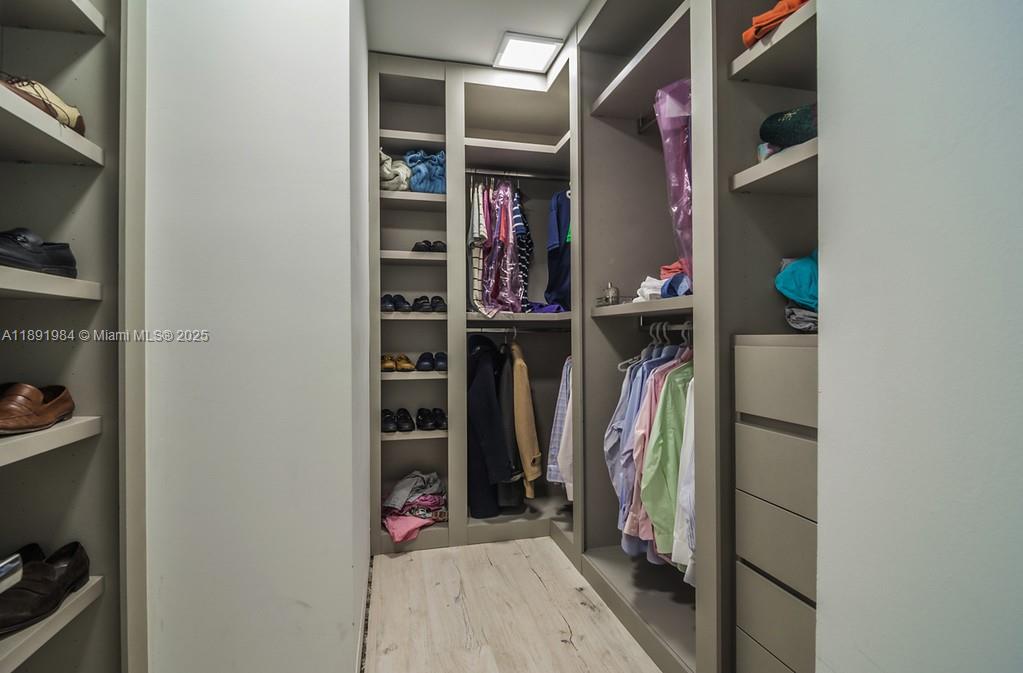 MEDITERRANEAN VILLAGE CON - Residential