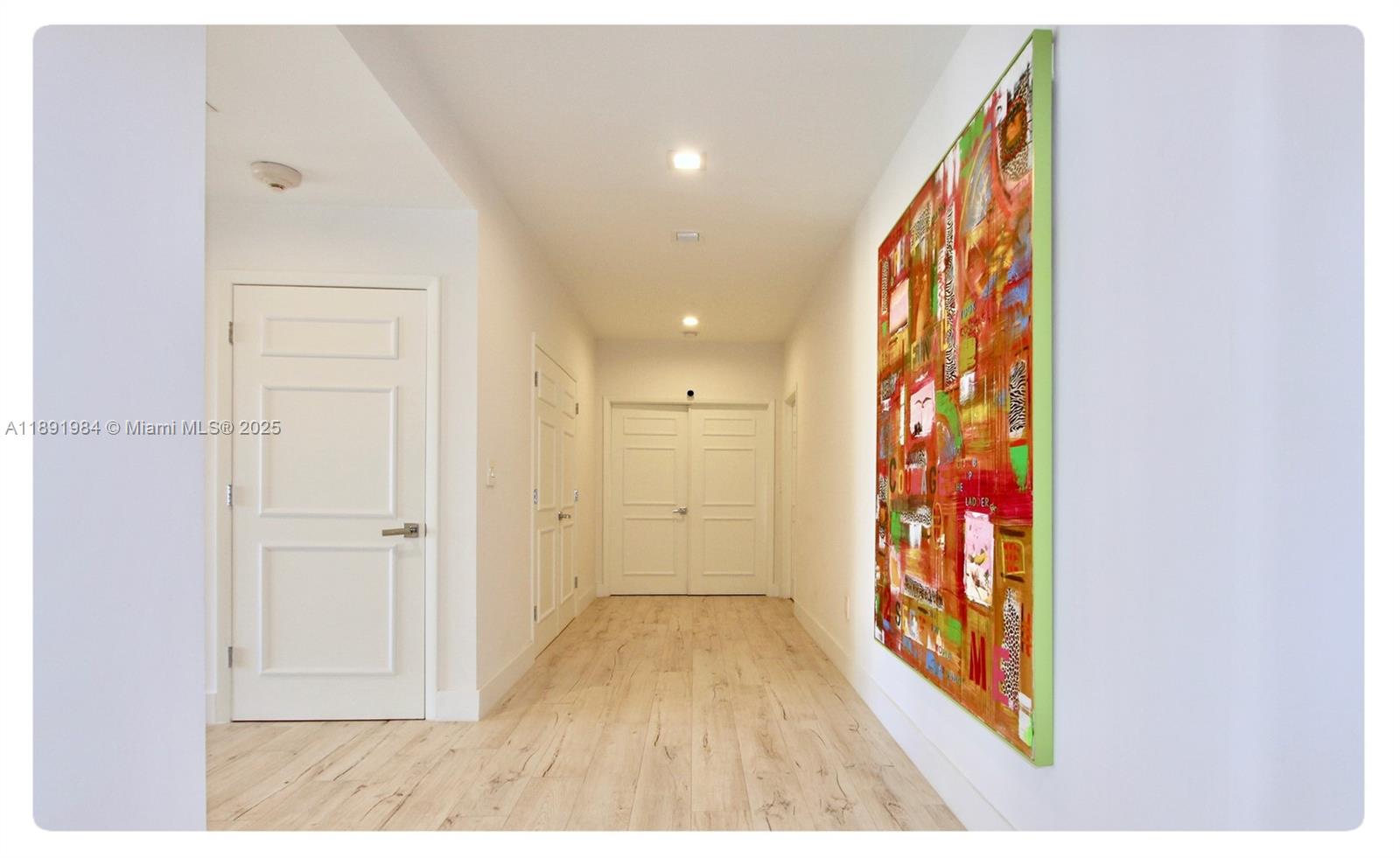 MEDITERRANEAN VILLAGE CON - Residential