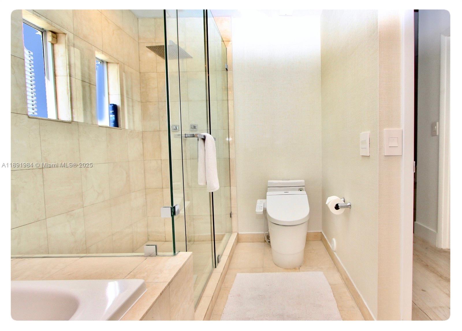 MEDITERRANEAN VILLAGE CON - Residential