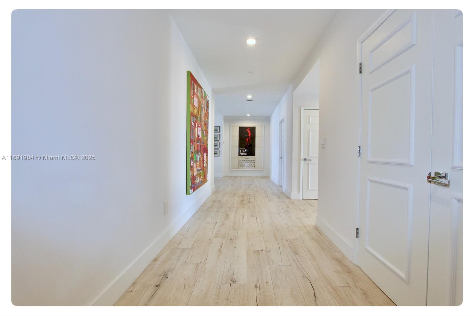 MEDITERRANEAN VILLAGE CON - Residential