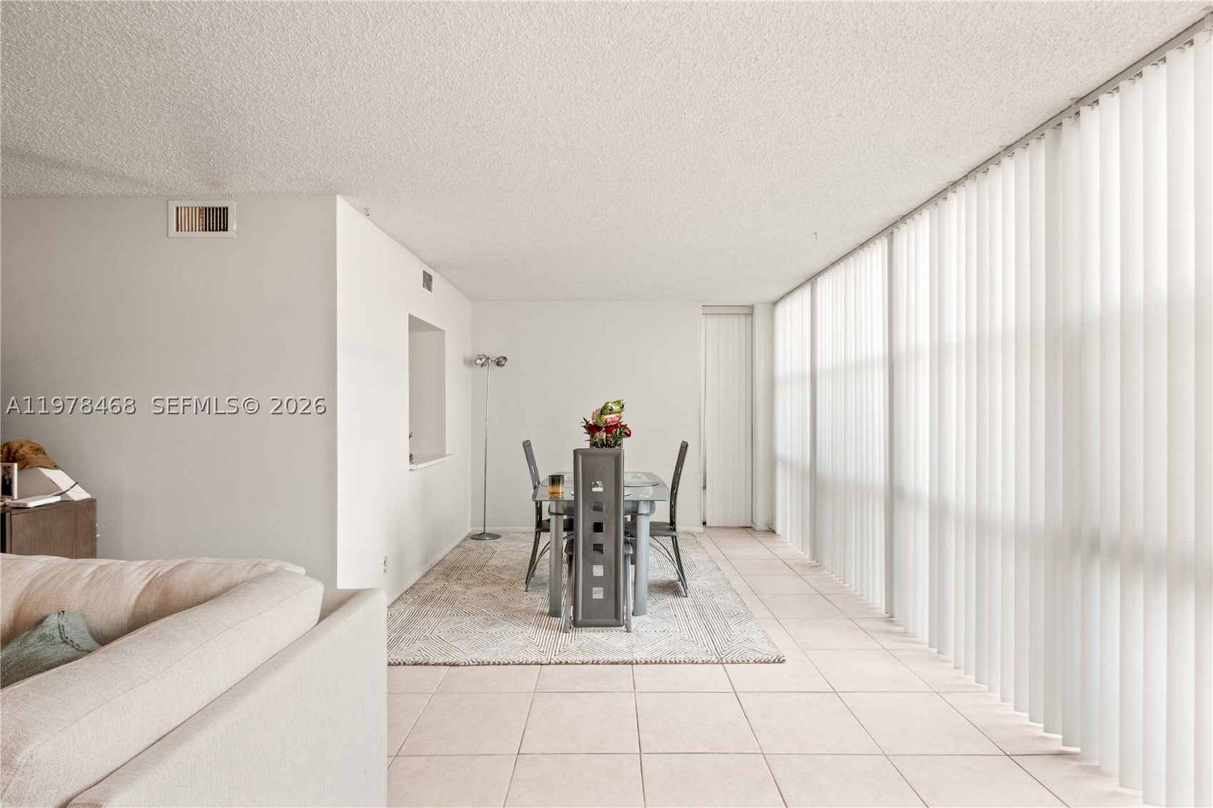 1000 Parkview Dr 115