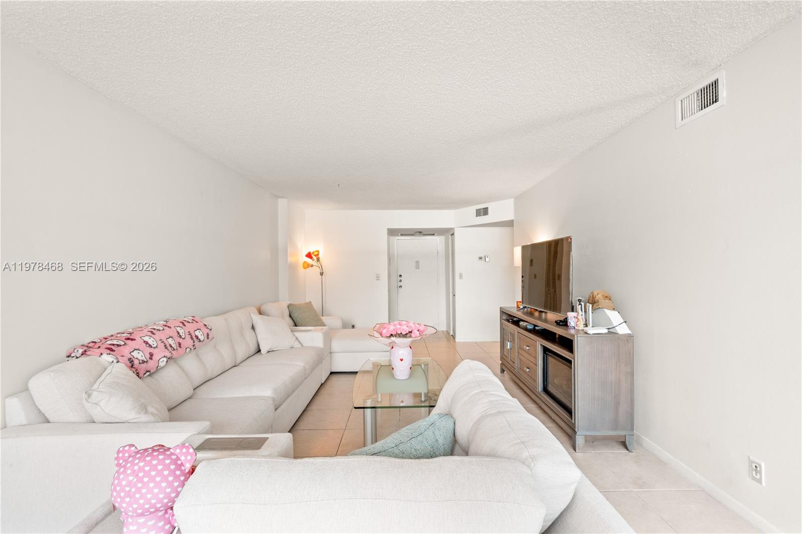 1000 Parkview Dr 115