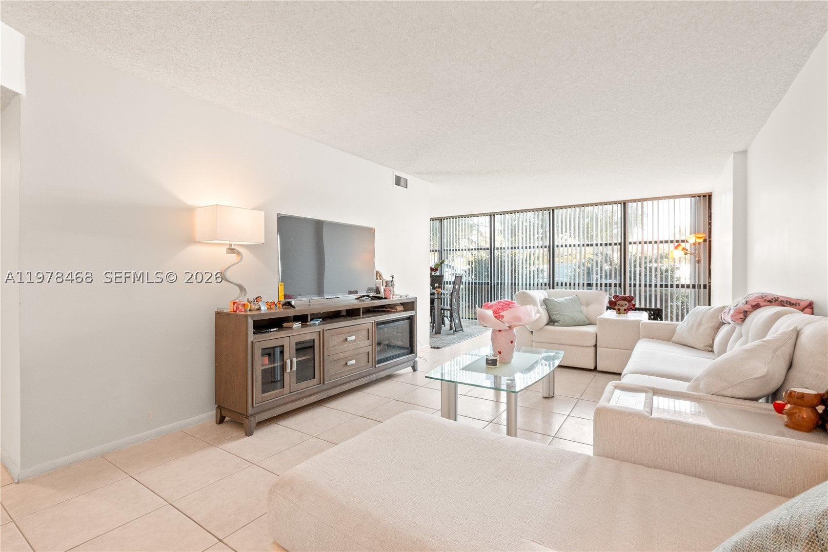 1000 Parkview Dr 115