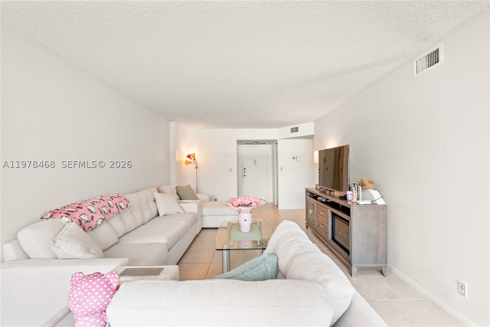 1000 Parkview Dr 115