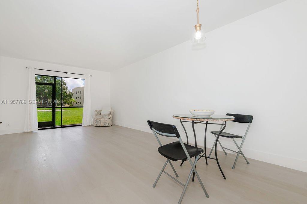 SUNRISE LAKES 218 CONDO - Residential