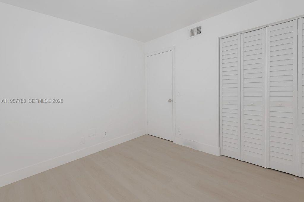 SUNRISE LAKES 218 CONDO - Residential