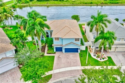 1580 SW 164th Ave Pembroke Pines FL 33027