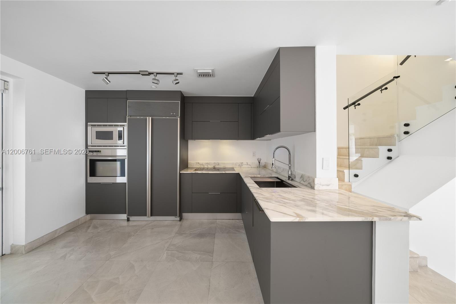 A12006646AT PORTOFIN - Residential