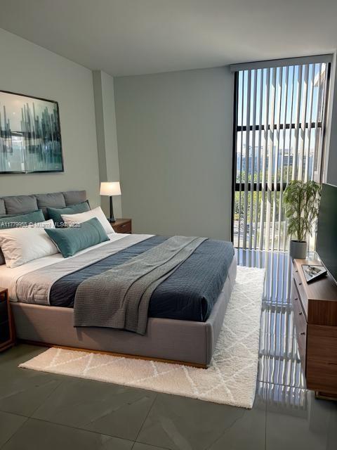 CORONADO CONDO- TOWER II - Residential