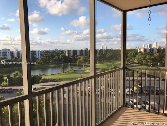 20301 W Country Club Dr 830, Aventura, Miami-Dade County, Florida - 2 Bedrooms  
2 Bathrooms - 