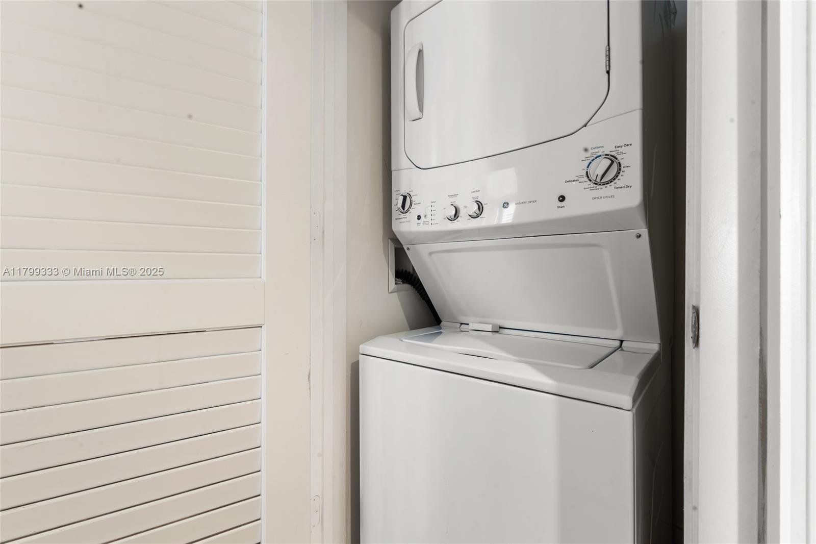 4111 SOUTH OCEAN DRIVE CO - Residential Lease