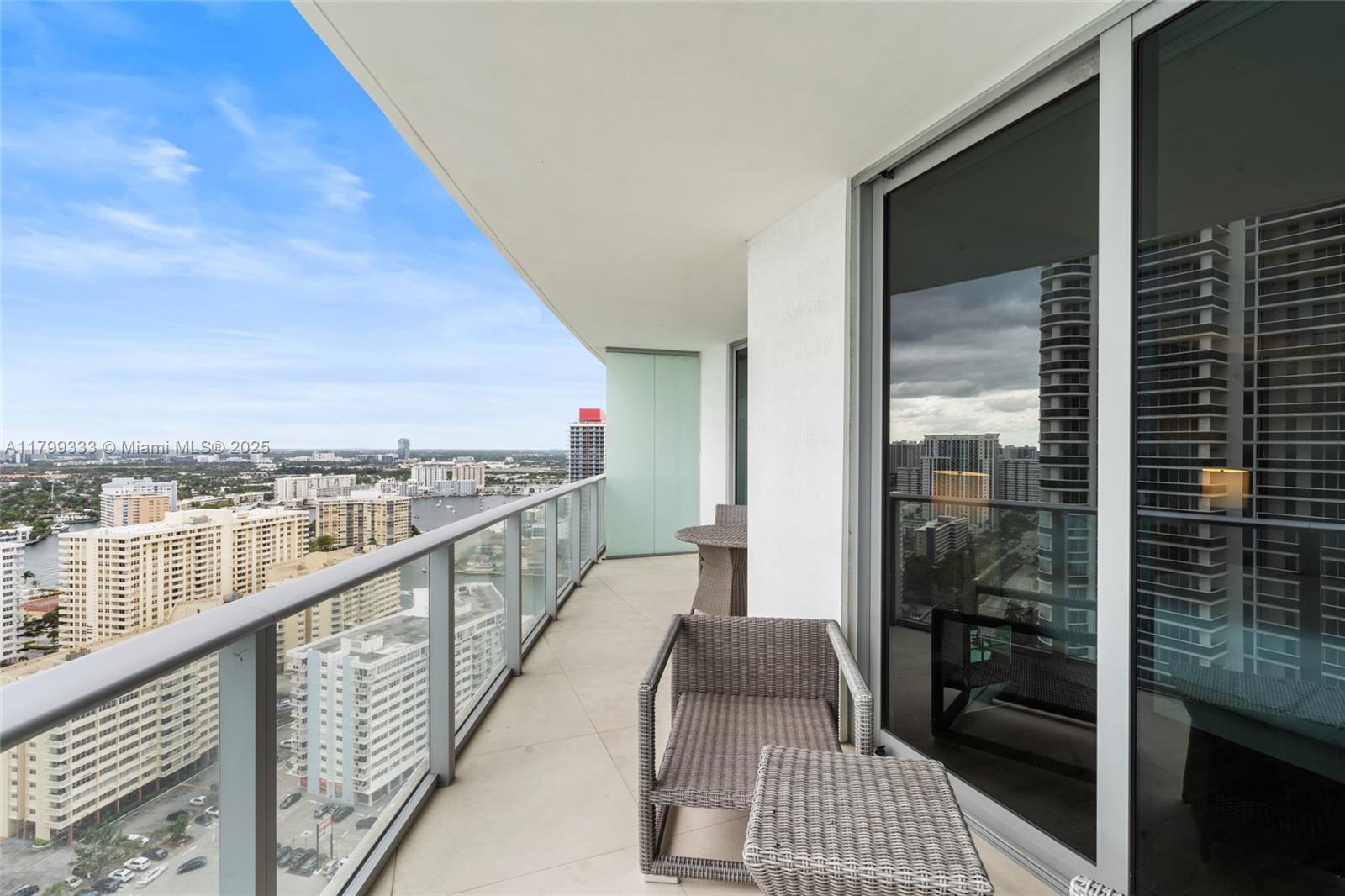 4111 SOUTH OCEAN DRIVE CO - Residential Lease