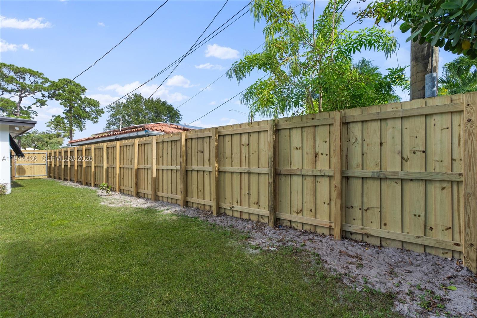 CORAL RIDGE ISLES - Residential Lease