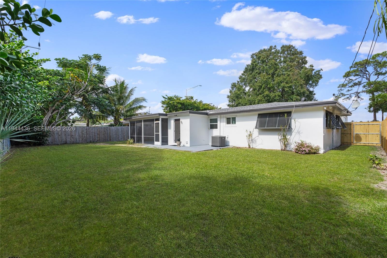 CORAL RIDGE ISLES - Residential Lease