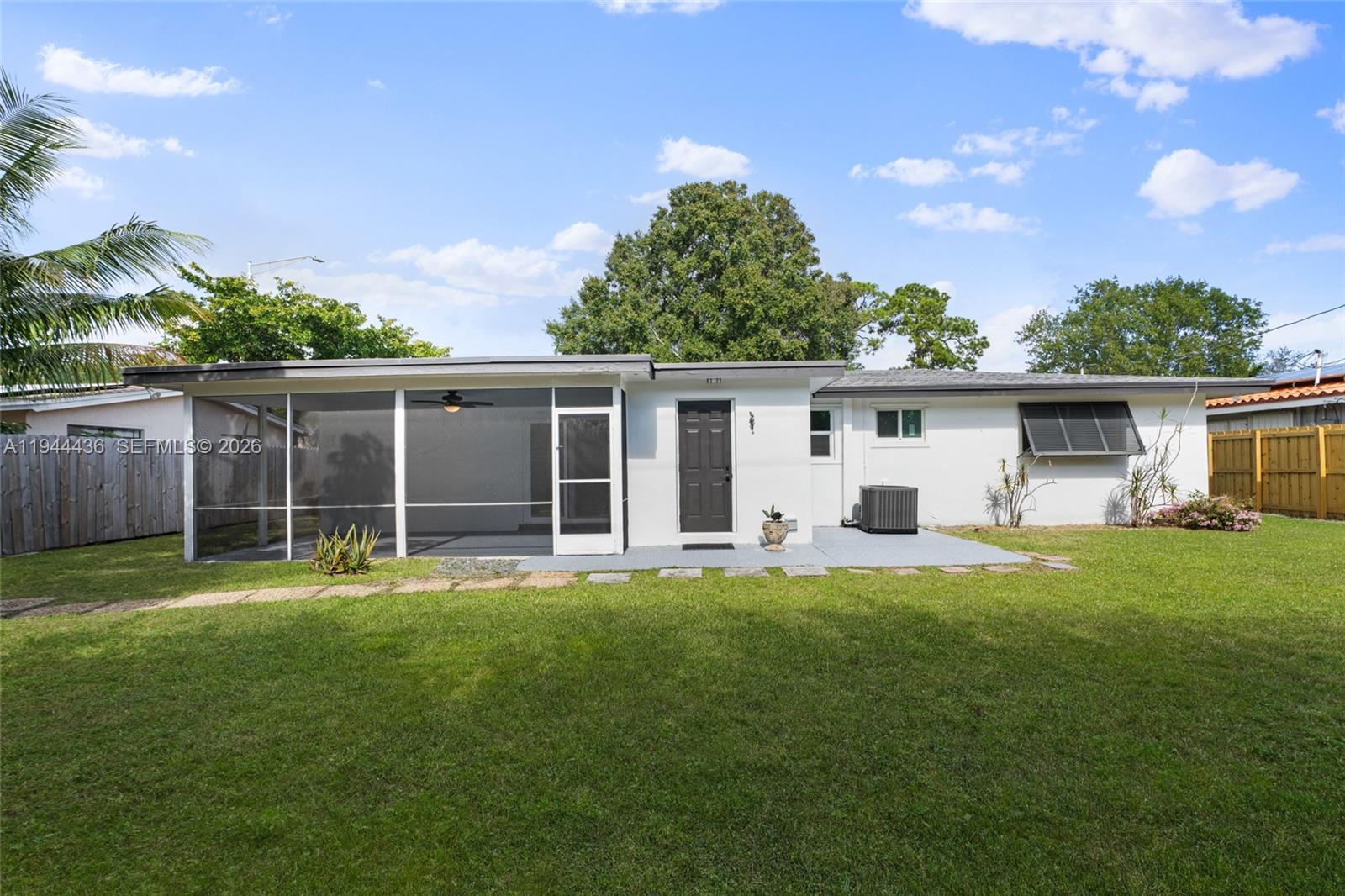 CORAL RIDGE ISLES - Residential Lease