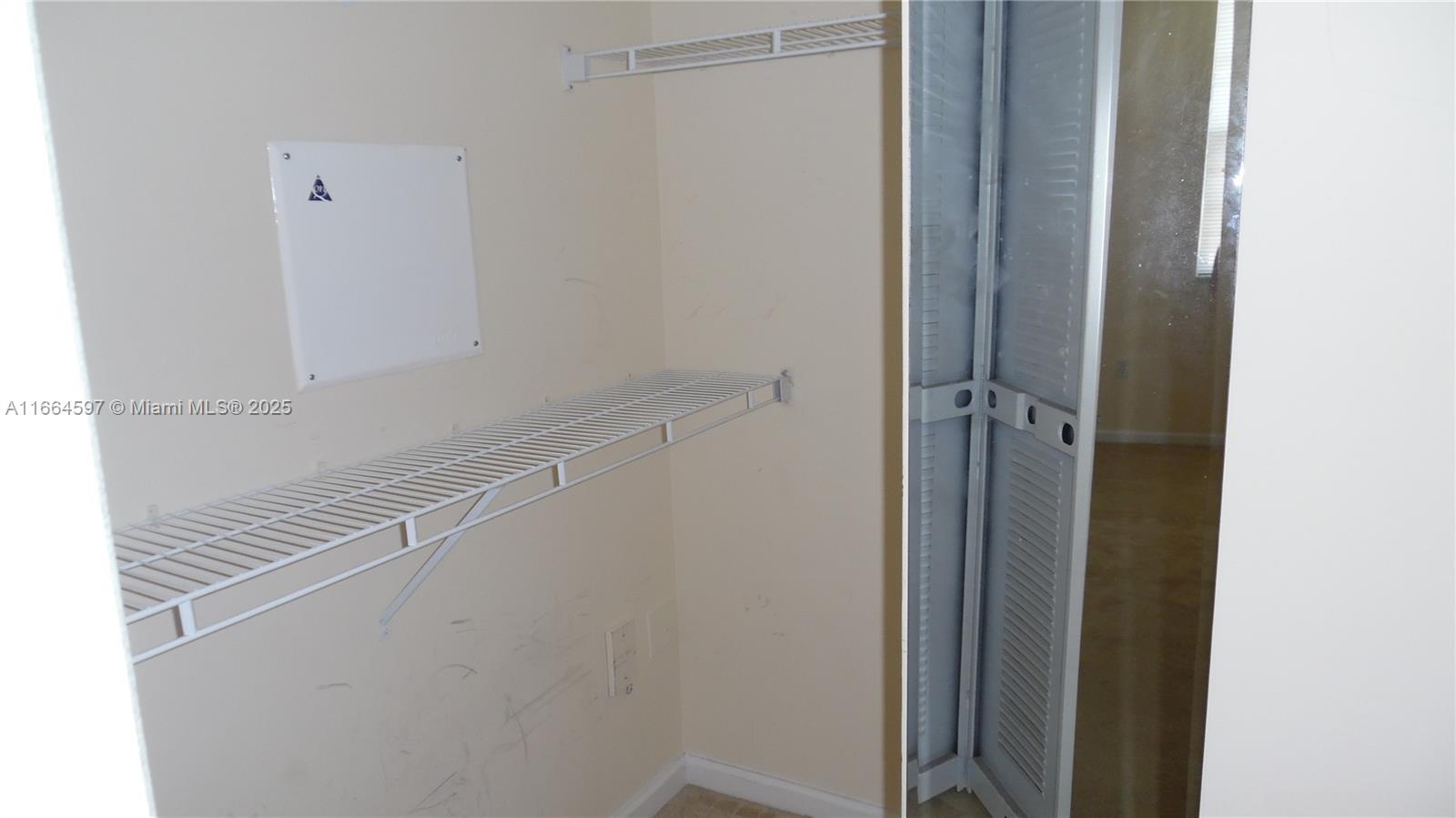 REGENT PARK CONDO - Residential