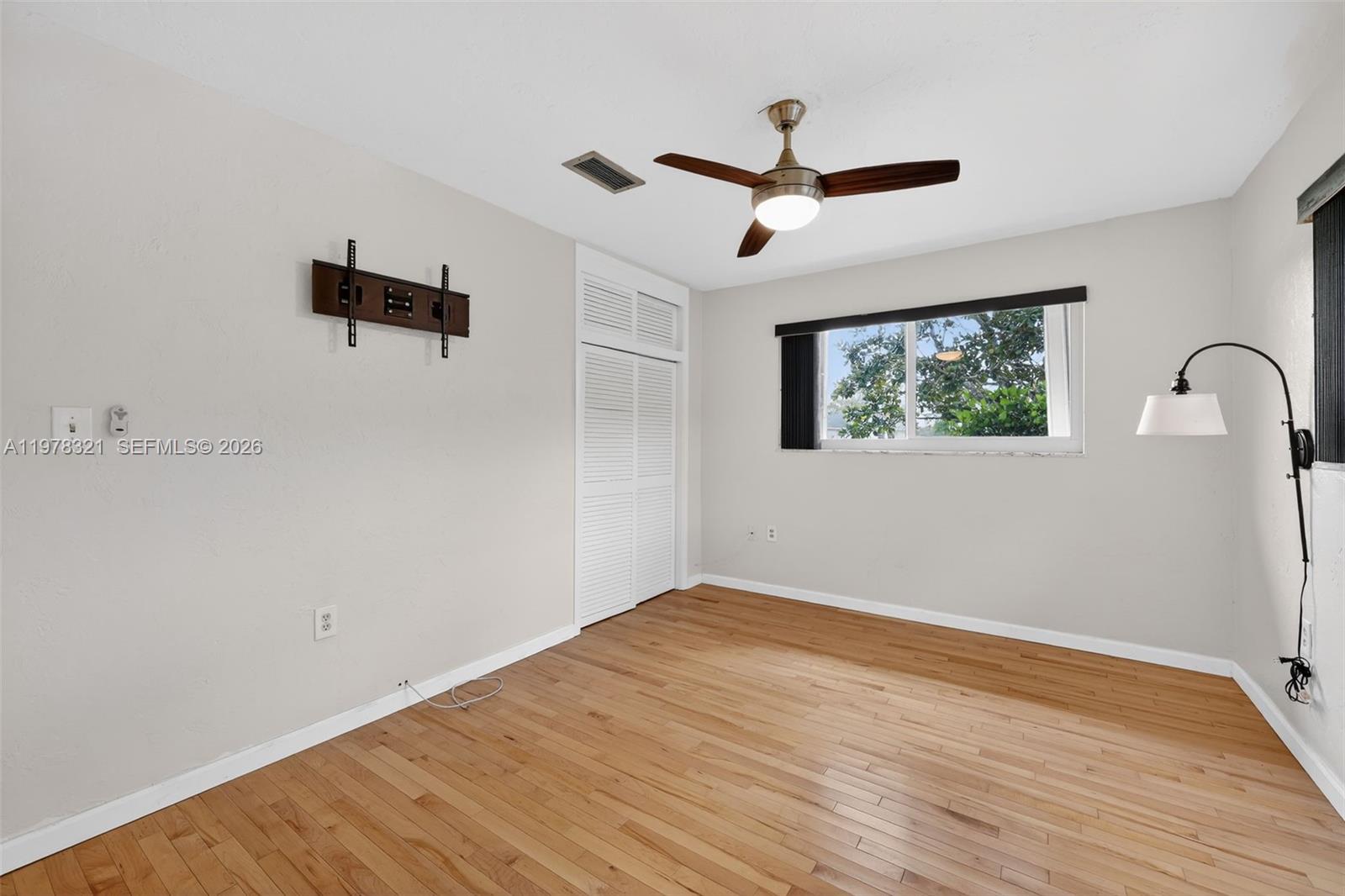 NORTH FORK ESTATES SUBDIV - Residential