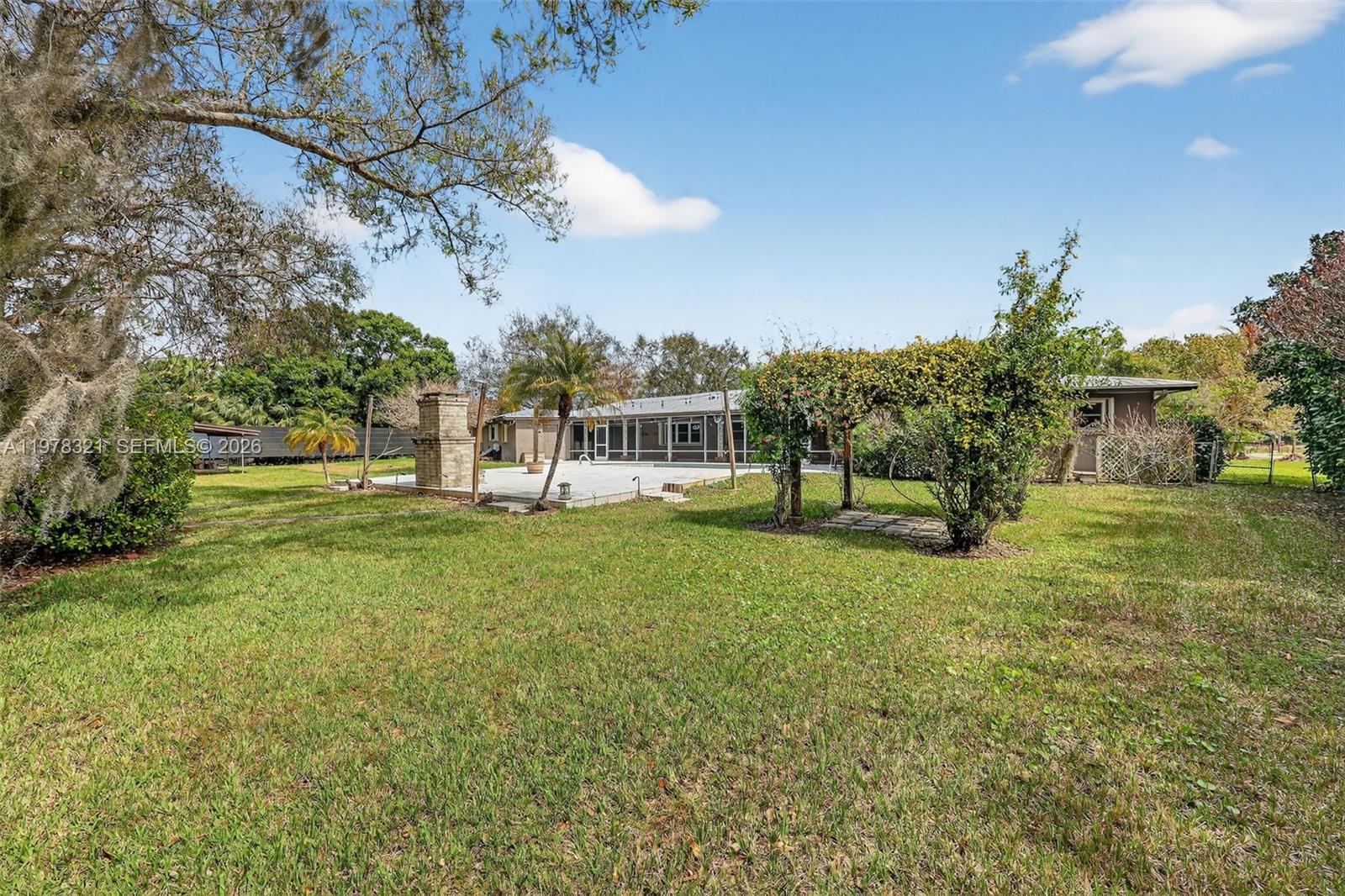 NORTH FORK ESTATES SUBDIV - Residential