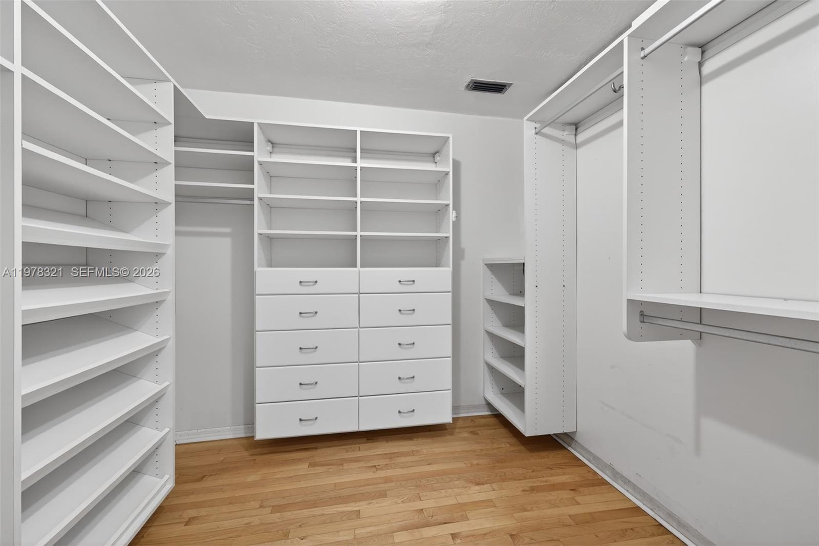 NORTH FORK ESTATES SUBDIV - Residential