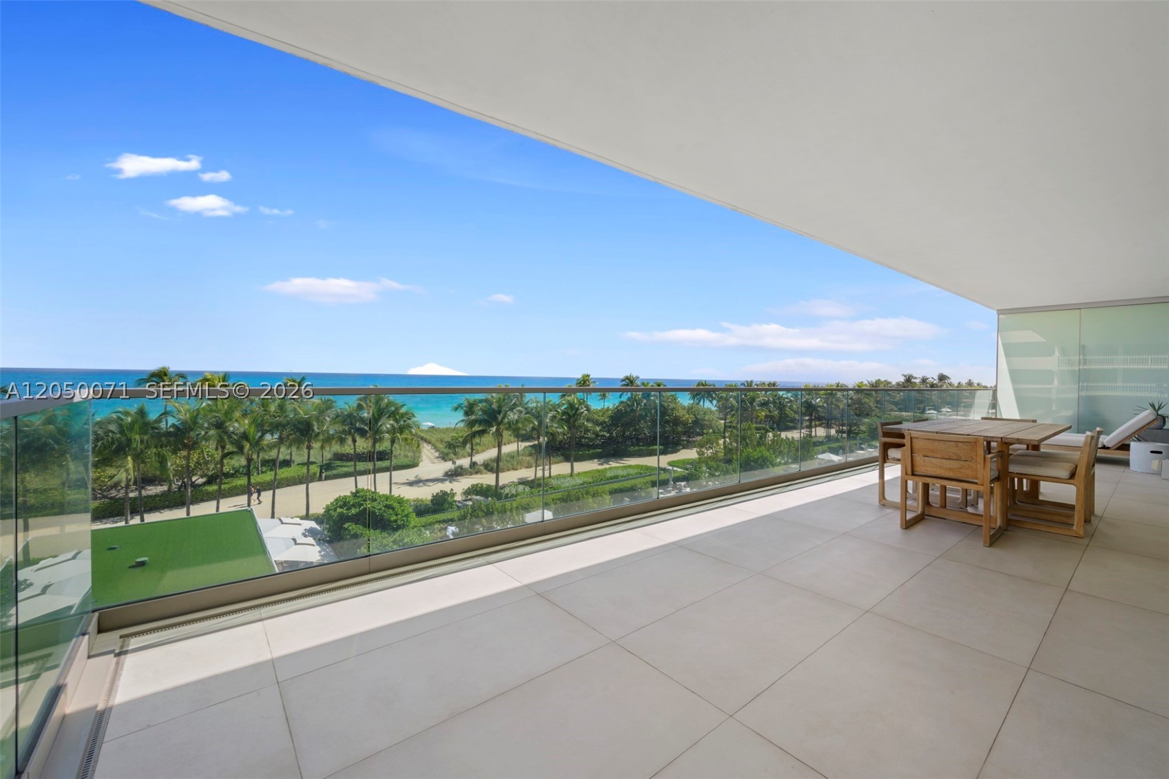10203 Collins Ave 401