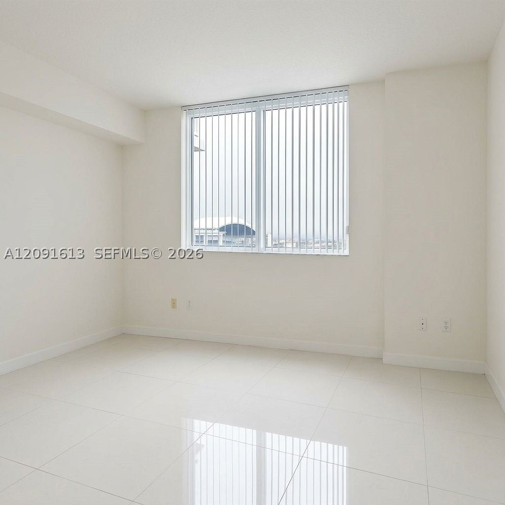 1871 NW S River Dr 2003