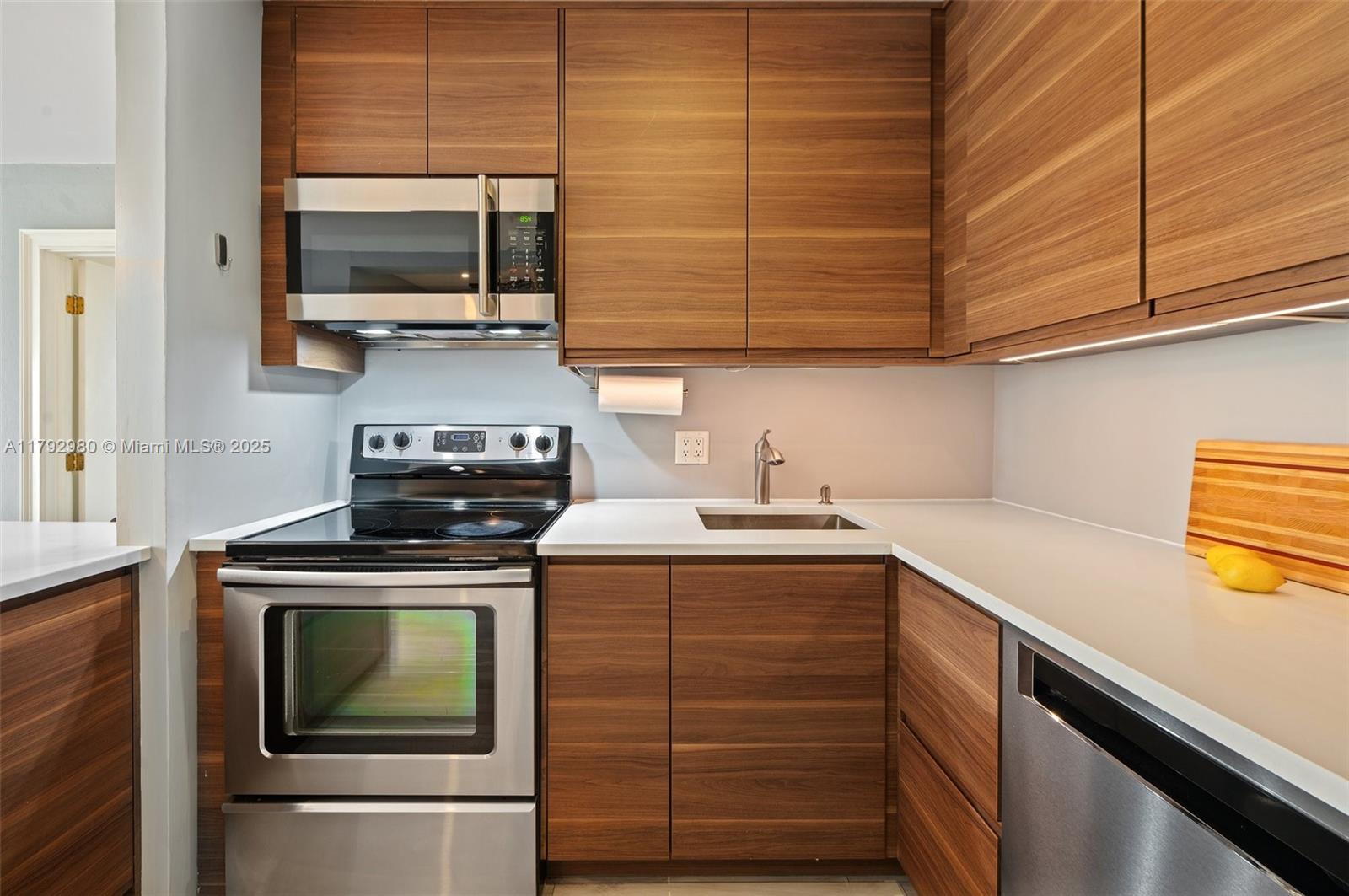 LAS OLAS VILLAS CONDO - Residential