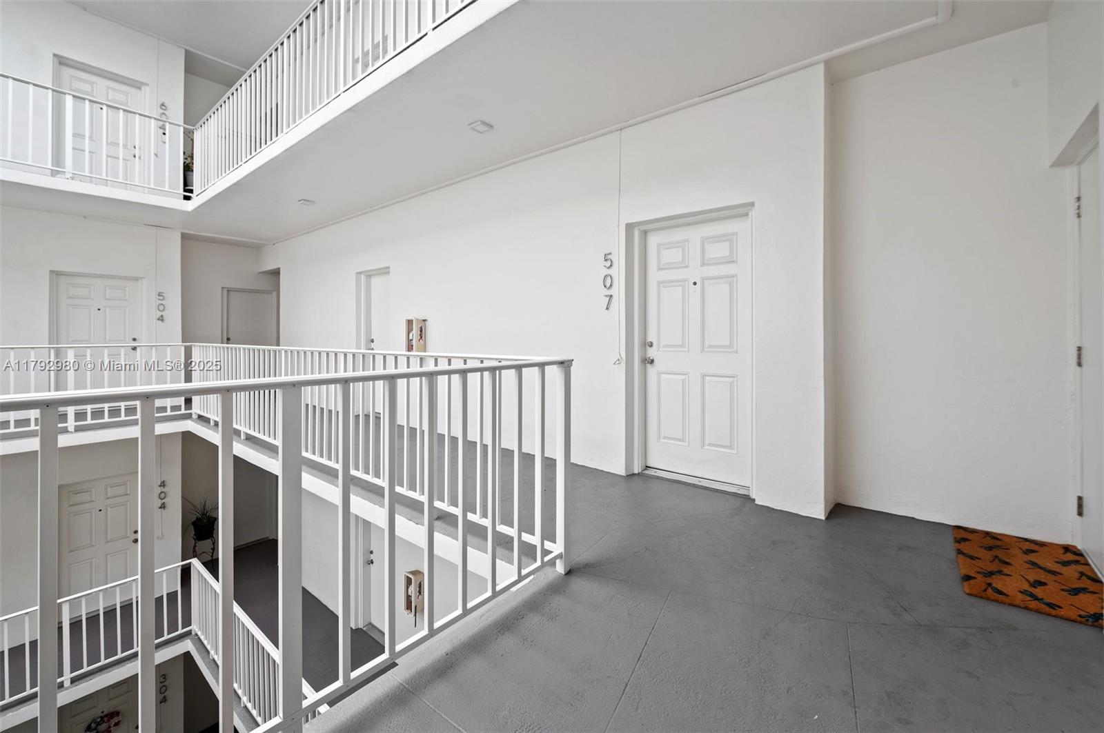 LAS OLAS VILLAS CONDO - Residential