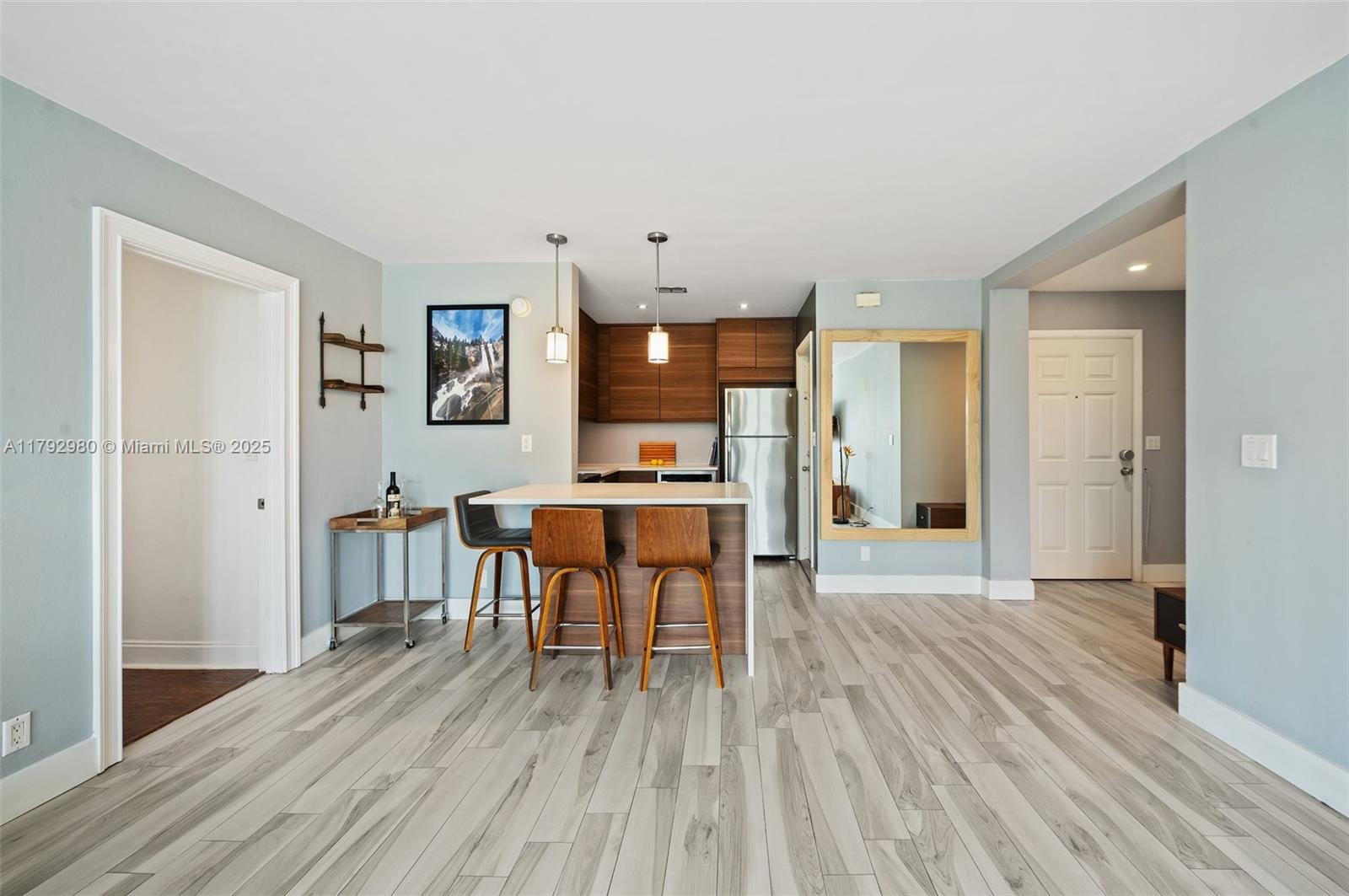 LAS OLAS VILLAS CONDO - Residential