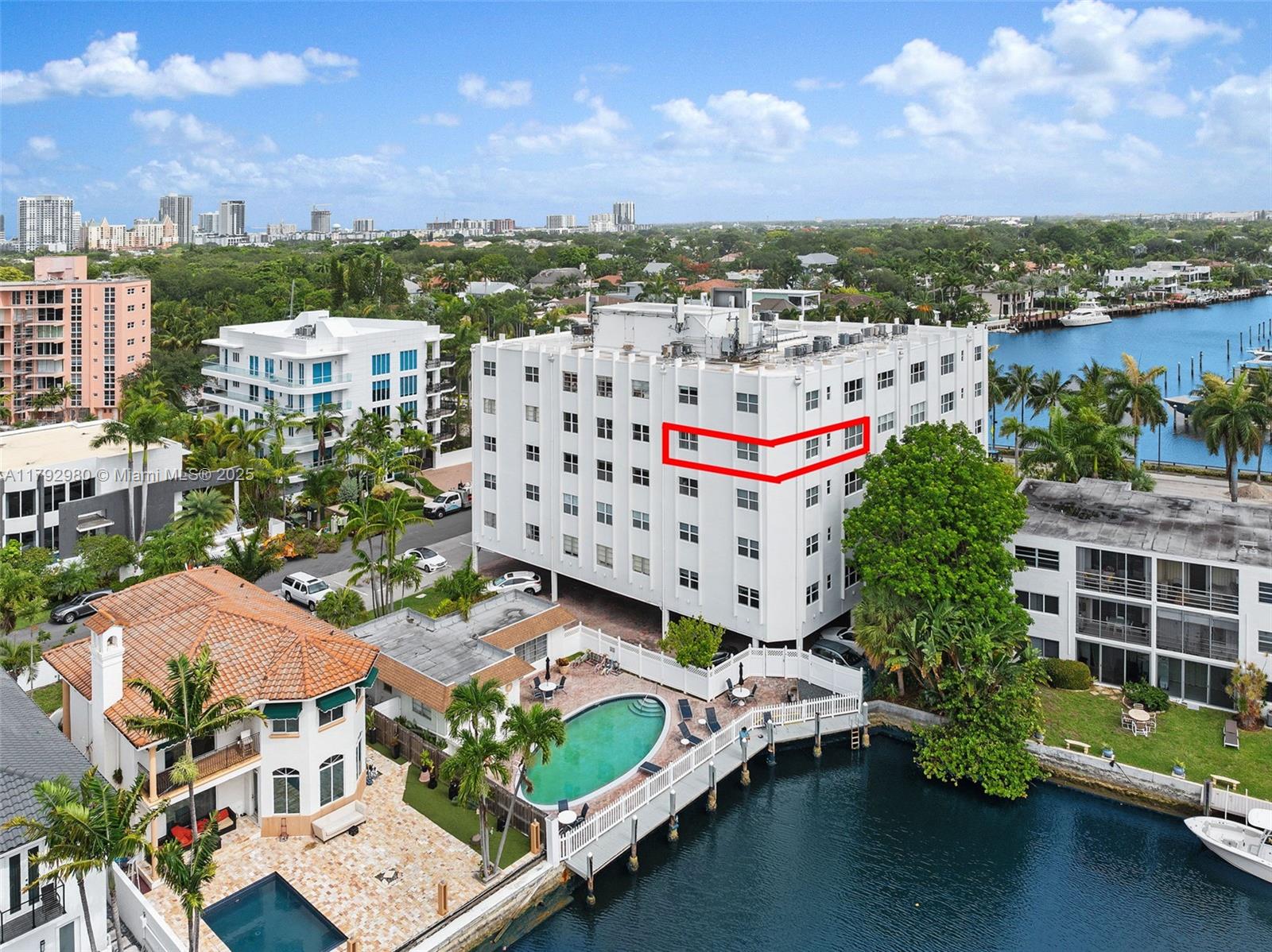 LAS OLAS VILLAS CONDO - Residential