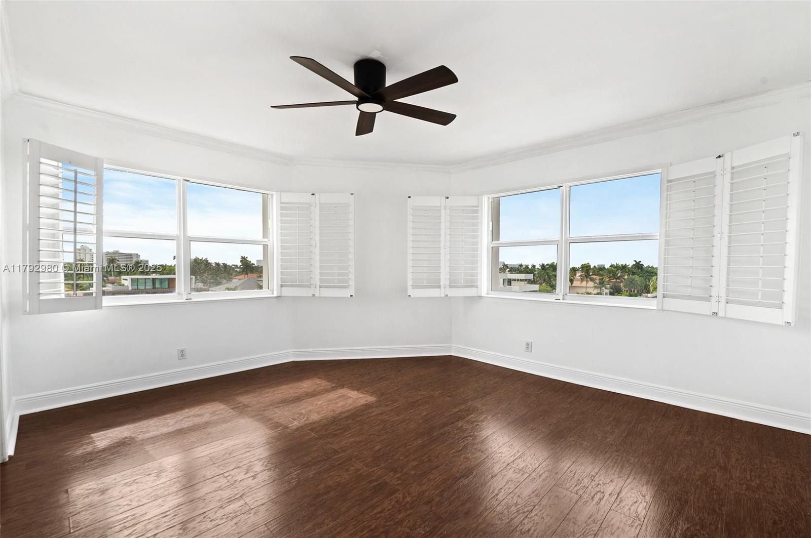 LAS OLAS VILLAS CONDO - Residential