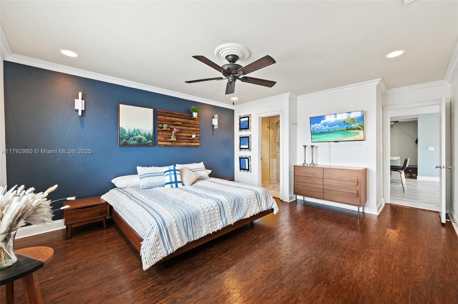 LAS OLAS VILLAS CONDO - Residential